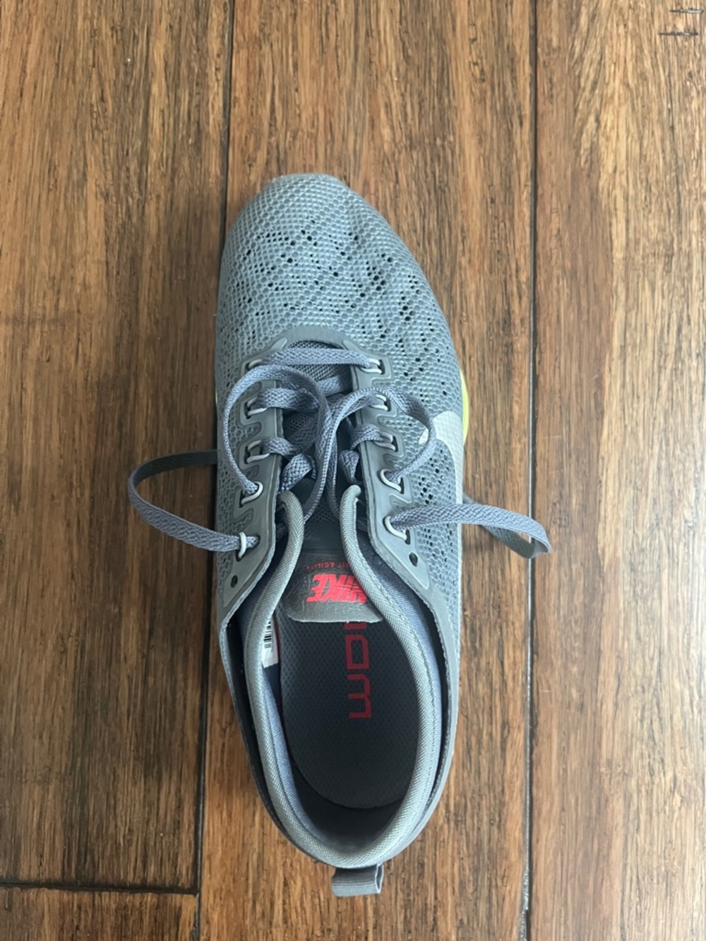 NEW Nike Zoom Fit Agility Gray Volt Pink Running Shoes Women's [US 5.5]